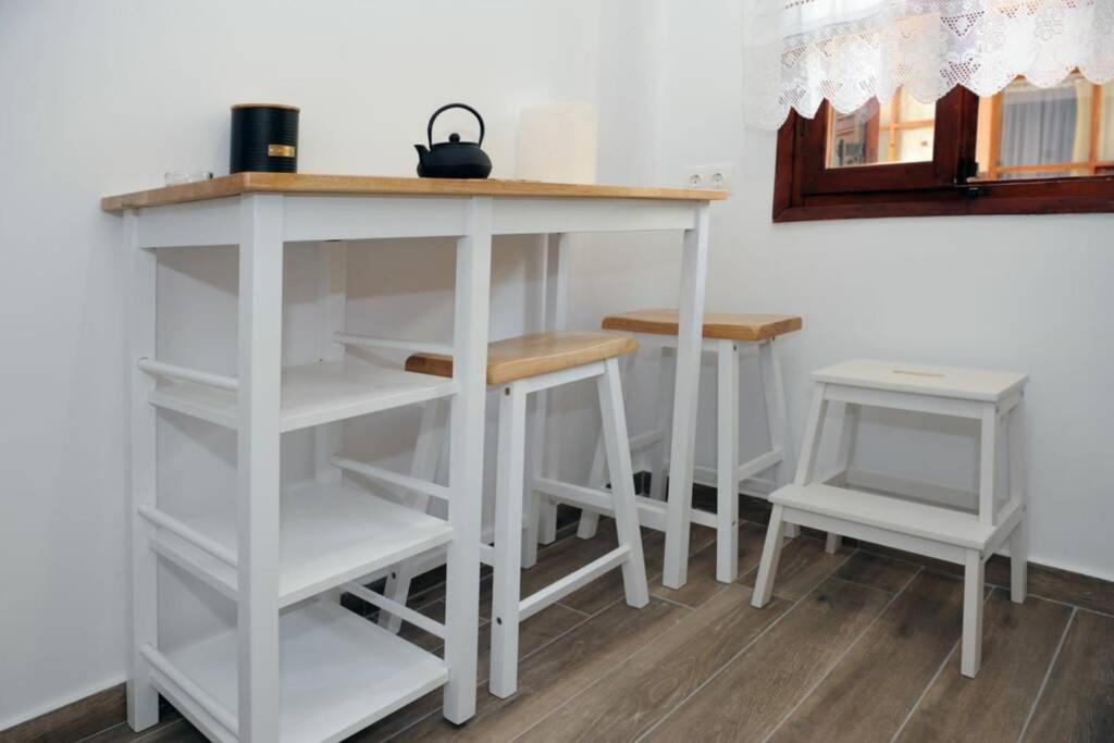 Retro Boutique Apt W Balcony In Historical Area Leilighet Thessaloníki Eksteriør bilde